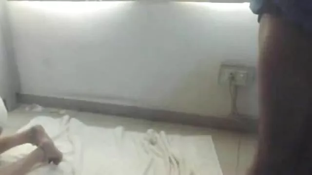 છોકરી હાર્ડ masturbates શિશ્ન આ છોકરો જોવા ઇચ્છે છે તેના સેકસી વીડીયો ફીલમ