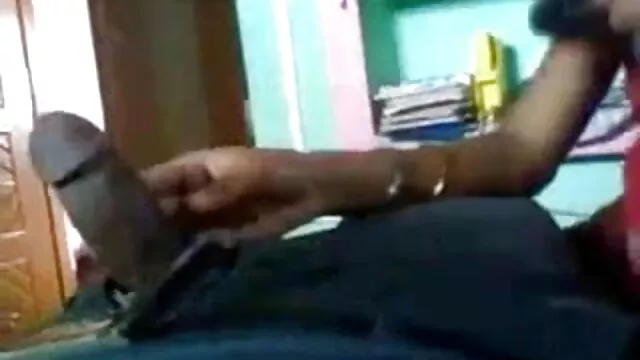 સળગતું લાલ ઉત્તેજના બનાવે ગાંડ blowjob ઇંગ્લીશ સેકસી વીડીયા પહેલાં ચોદવુ