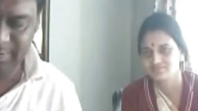 પાતળી કાળી fucks સાથે સેકસી વીડીયા એચડી સેક્સ મશીન નાની ડિંટ્ડી નગ્ન