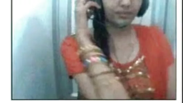 સુંદર અભિનેત્રી જેસી fucks ગુજરાતી સેકસી વીડીયો આપો હોટ Panamanians