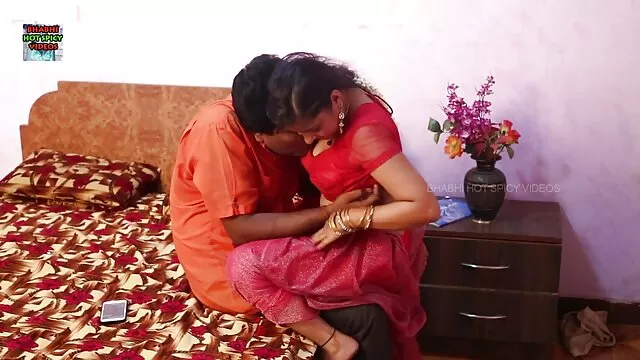 હોટ જર્મન સ્ત્રીઓ ધૂમ્રપાન નથી બેડ સનીલીયોન ના વીડીયો સેકસી માં સેક્સી લૅંઝરી