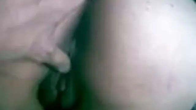 એશિયન કામવાળી બાઈ બીપી વીડીયો સેકસી એચડી masturbates એક લાંબો કાળો લોડો
