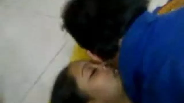 યુવાન વાહિયાત pussy અને મોં પુખ્ત કાકી-репетиторшу રશિયા ઘરે. એક્સ એક્સ એક્સ વીડીયો સેકસી
